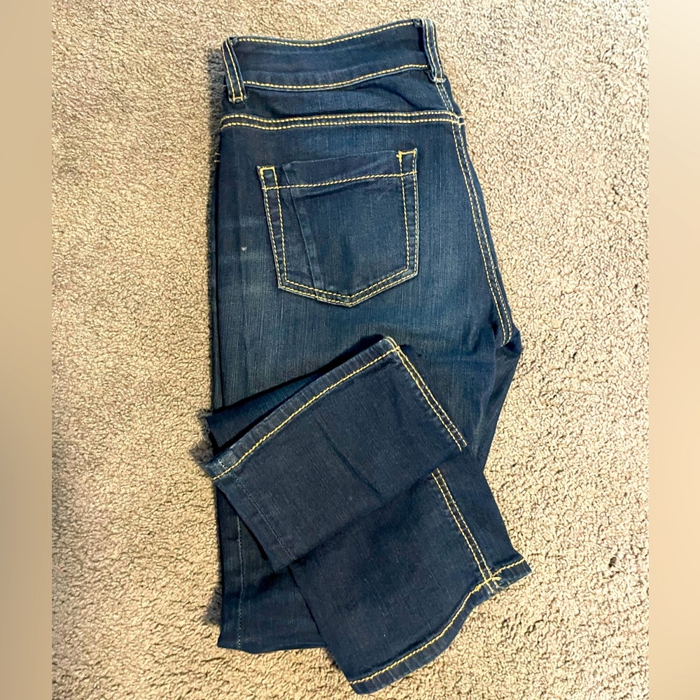 Mia Straight Leg size 4 x 32.